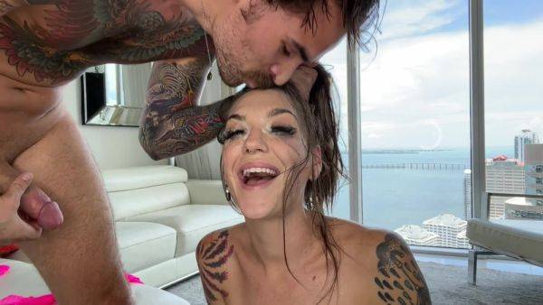 Amateur Flesh Mechanic Uses In Miami Rough Hotel Hookup With The Flesh Mechanic And Rocky Emerson - hclips.com on poweredporn.com