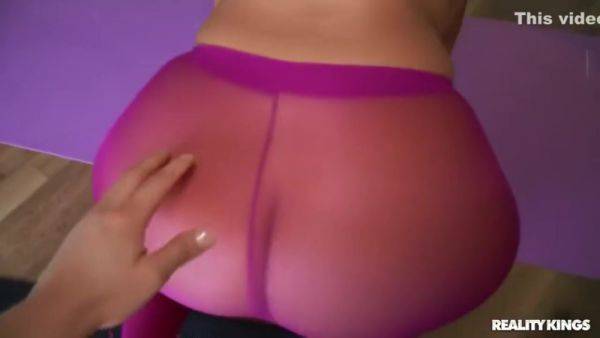 Stretching Out Valentina Chapter 1 With Valentina Nappi And Sneaky Sex - hotmovs.com on poweredporn.com