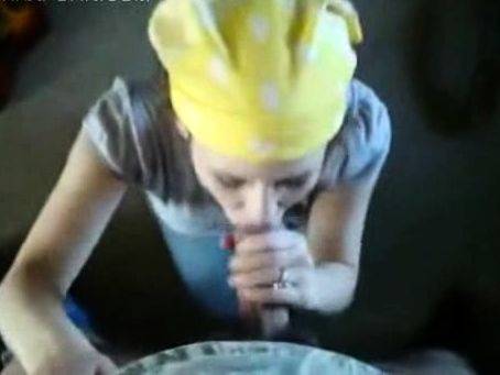 Amateur blowjob cumshot finish in her mouth - drtuber.com on poweredporn.com