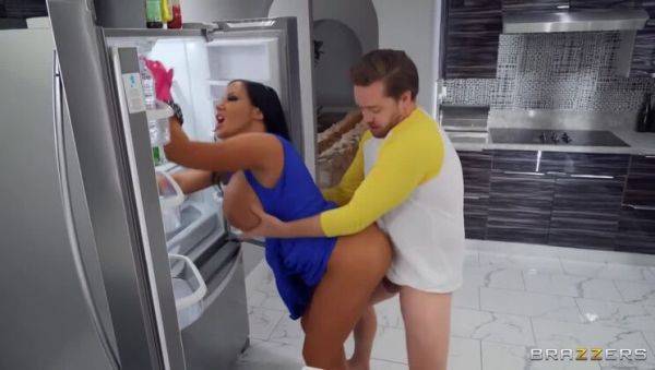 Kyle Mason and Sybil Stallone: Playtime during Kitchen Tasks with Big Tits & Big Ass MILF - xxxfiles.com on poweredporn.com