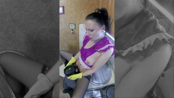 Cheating Housewife Orgasm - hclips.com on poweredporn.com