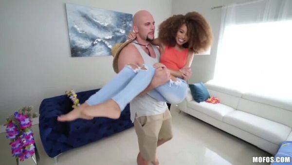 Infatuated with Cecilia: A Handjob Masterpiece - veryfreeporn.com on poweredporn.com