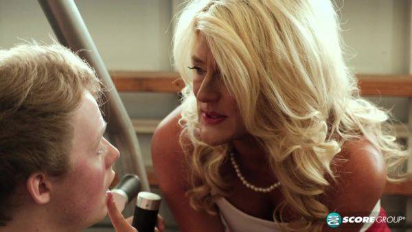 A Young Dude's Cock For Dana Rey's Asshole - hotmovs.com on poweredporn.com