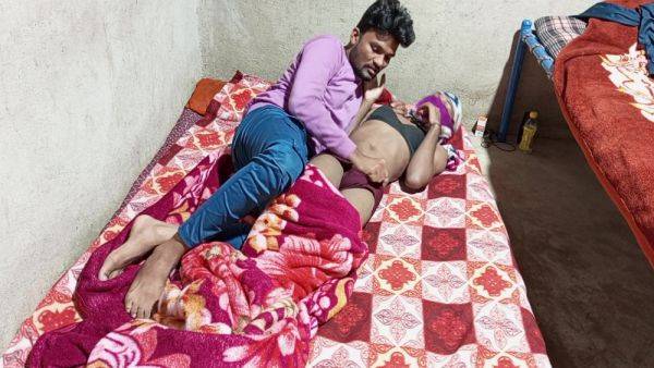 Jab Me Gar Me Aakeli Mere Gar Ke Sabhi Log Bahr Gaye The Me Aapne Room Me So Rhi Thi Thabhi Mera Chachere Bhi Aaya Our Mujhe - hclips.com on poweredporn.com