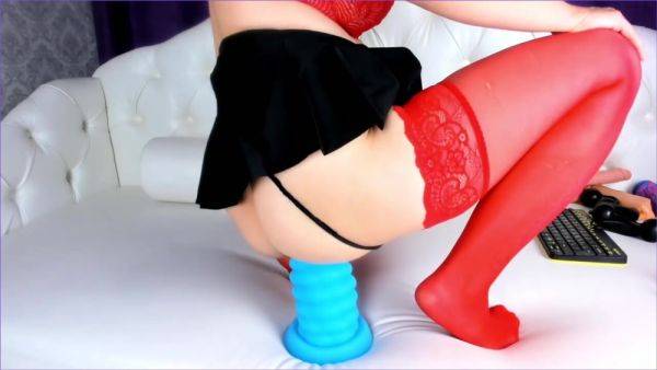 Anal training session of hot milf - txxx.com on poweredporn.com