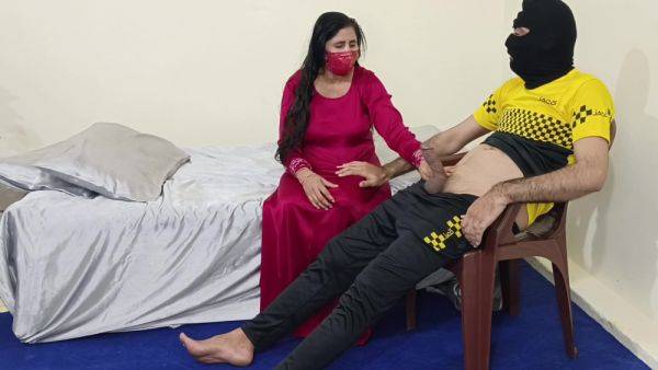 Hot Milf In Sexy Pakistani Maid Blowjob Sucking Dick And Hard Fucking With Her House Owner - hclips.com - Pakistan on poweredporn.com