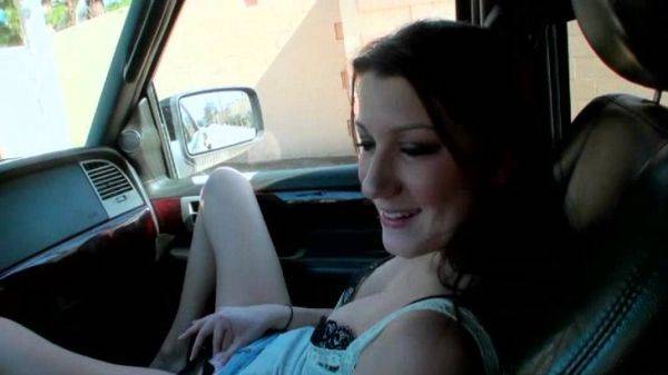 Slender Madison fuck in the car - hellporno.com on poweredporn.com