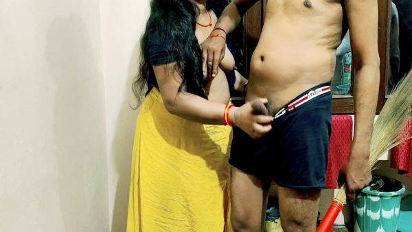 Hindi Sex In Indian Sexy Bhabhi - desi-porntube.com - India on poweredporn.com