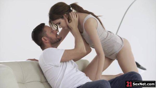 Girlfriend Teasing Bf Before They Fuck - Big T, Gisha Forza And Ian Scott - txxx.com - Russia on poweredporn.com