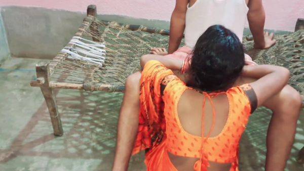 Indian Beautyful Muslim Aunty Fucked By Stepbrother With Valentine S Day - desi-porntube.com - India on poweredporn.com