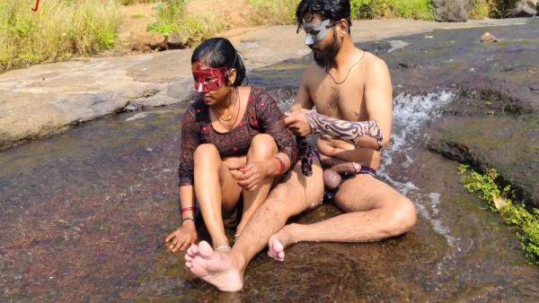Today Stepbrother In Law And Stepsister In Law Outdoor Shoot Video - Devar Bhabhi And Hindi Sex - desi-porntube.com - India on poweredporn.com