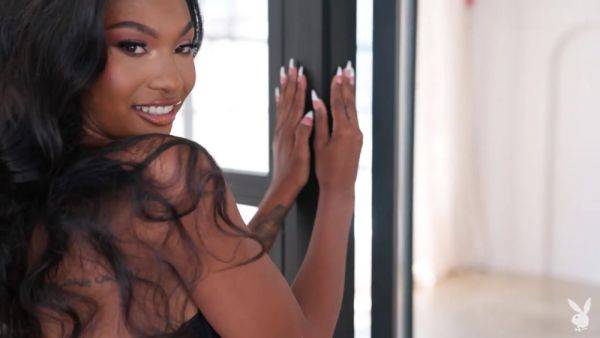 Linda Steadman in Live in the Moment - PlayboyPlus - txxx.com on poweredporn.com