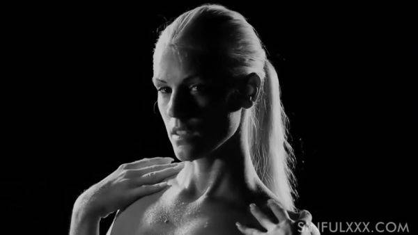 Make Me Sweat - videomanysex.com on poweredporn.com