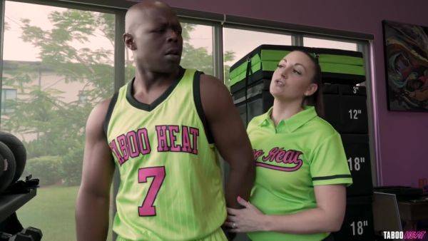 Melanie Hicks In Bbc Championship Season Two Melanie Hicks - Melanie Hicks - videomanysex.com on poweredporn.com