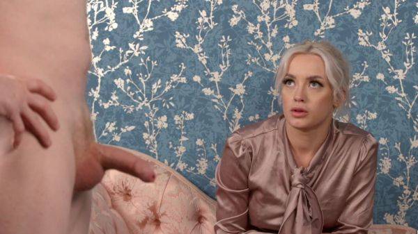 Needy blonde puts her hands to work in sexy CFNM romance - hellporno.com on poweredporn.com