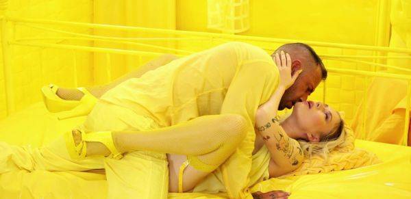 Dashing beauty granted hefty cock to show her surreal sex moments - alphaporno.com on poweredporn.com