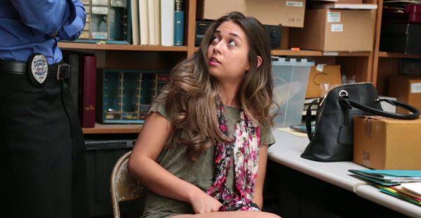 Sweetie likes the taste of dick and the inches gaping her little cunt - xbabe.com on poweredporn.com