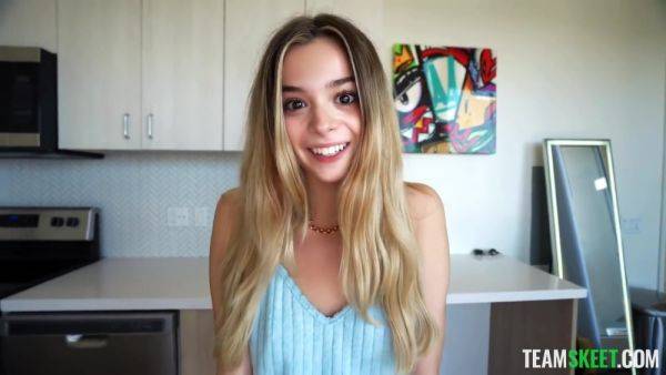 A Big Cock For Molly Little - Molly Little - videomanysex.com on poweredporn.com