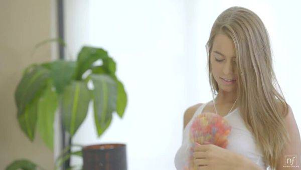 Heat Of The Moment - S24:E20 - porntry.com on poweredporn.com