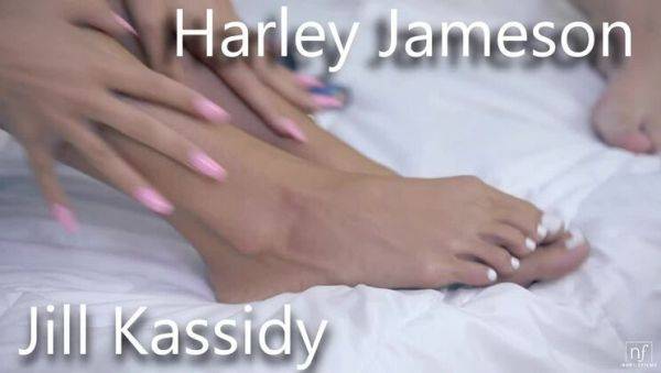 Candy Kisses - S24:E14 - porntry.com on poweredporn.com