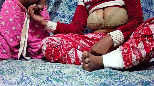 Valentine S Day - Indian Stepmom And Stepdad Sex Xnxx In The Jungle - desi-porntube.com - India on poweredporn.com