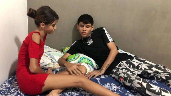 Sexy Little Sister Helps Me Out - porntry.com - India on poweredporn.com