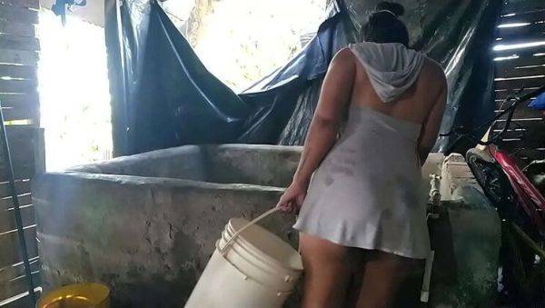 Sexy Colombian Amateur Takes Advantage of Horny Service Employee for a Wild Pussy Licking Session - porntry.com - Colombia on poweredporn.com