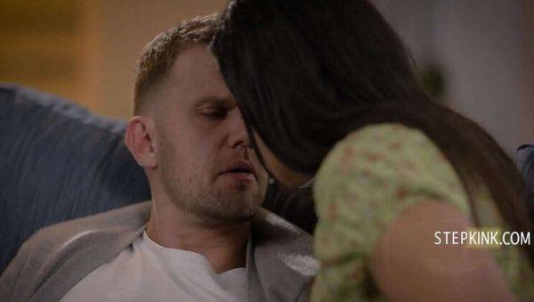 Penny Barber Heals Her Friend's Husband with Hardcore Love - veryfreeporn.com on poweredporn.com