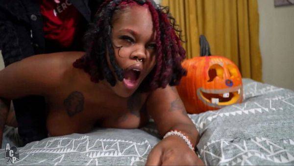 Big Tits Brattty Bae and Siren Nudist Get Fucked by Clown in Halloween Threesome - veryfreeporn.com on poweredporn.com