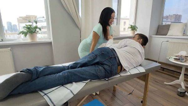 Stepmom Fucked Twice - Anal and Blowjob with Big Booty Alina - veryfreeporn.com on poweredporn.com