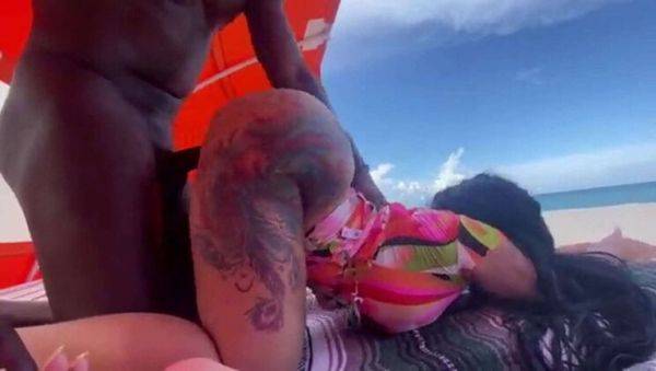 Big Ass Ebony Babes Take It Outside - porntry.com on poweredporn.com