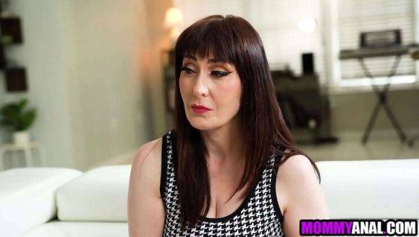 Step Mom Takes It Deep - xxxfiles.com on poweredporn.com