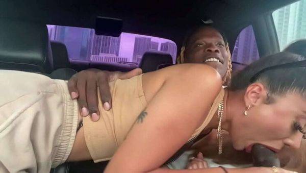 Marina Maya's Beachside Blowjob Adventure - xxxfiles.com on poweredporn.com