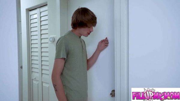 Stepmom Seduction: Ride and Play - porntry.com on poweredporn.com