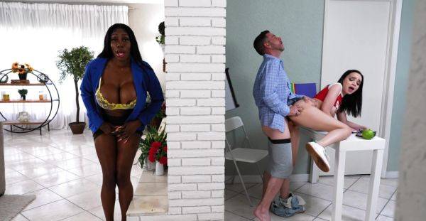 Horny women swap partners in dirty kinks - xbabe.com on poweredporn.com