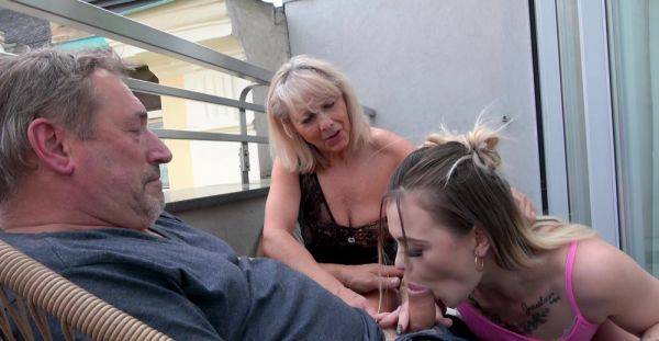 Mature teaches teen how to devour cock in a sexy FFM at home - alphaporno.com on poweredporn.com