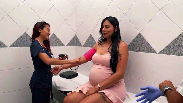 Bangin' a Pregnant Latina's Big Booty in the Doctor's Office - xxxfiles.com - Colombia on poweredporn.com