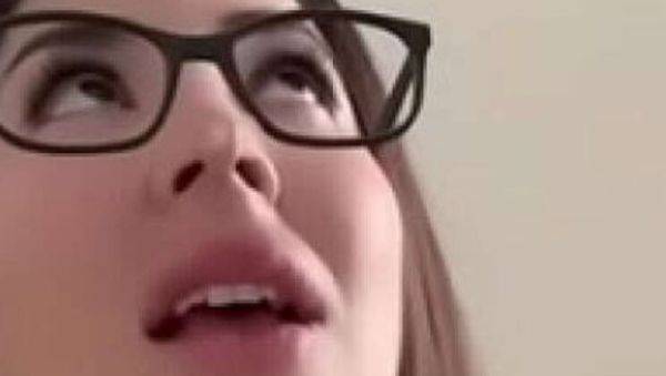 New Latina Pussy Employee Gets Fucked - xxxfiles.com on poweredporn.com