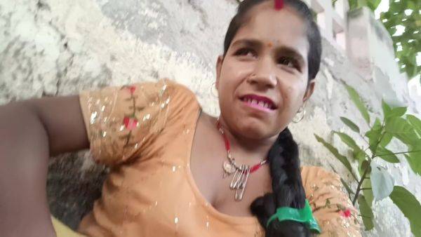 Devar Bhabhi - Bhabhi Ko Nahi Mila Land To Bhabhi Ne Finger Se Nikala Pani - desi-porntube.com - India on poweredporn.com