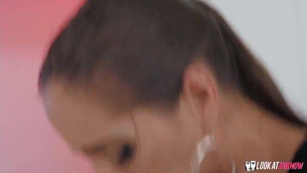 Tasting That Dick In Her Mouth With Desiree Night - hotmovs.com on poweredporn.com