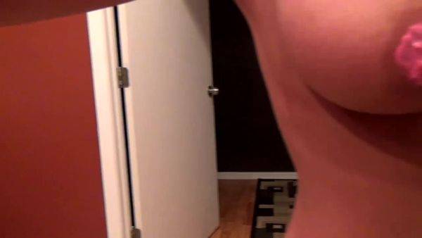 Nikki Inna Gadda Da Vida Prep - hotmovs.com on poweredporn.com