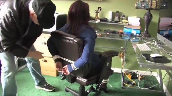 She Wasnt Planning On This - videohdzog.com on poweredporn.com