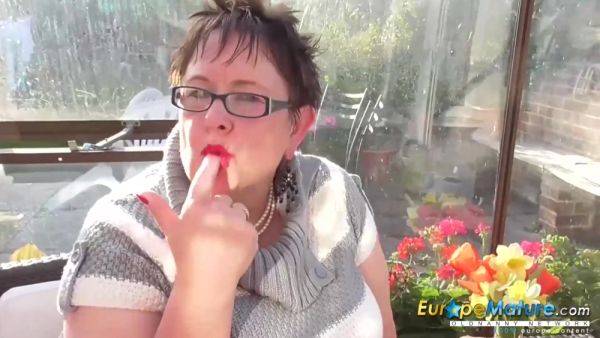 EUROPEMATURE Sweet Honey in the winter garden - sunporno.com on poweredporn.com