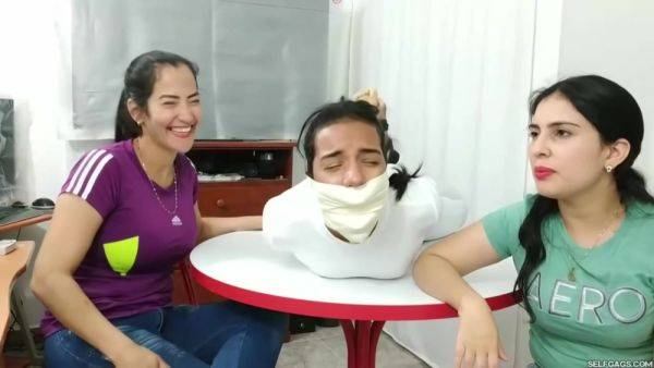 Huge Microfoam Gag - videohdzog.com on poweredporn.com