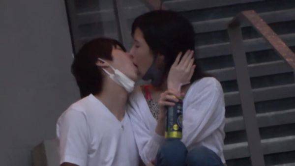 0001738_スリムのニホンの女性がガンハメされる素人ナンパおセッセ - upornia.com - Japan on poweredporn.com