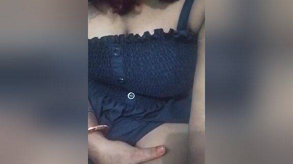 Lest Do Video Call With Indian Bhabhi - desi-porntube.com - India on poweredporn.com