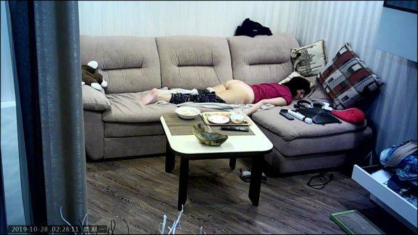 Drunk woman has pleasure - voyeurhit.com on poweredporn.com