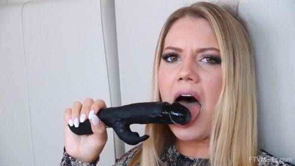 Curvy blonde plays with her black dildo way harder than expected - xbabe.com on poweredporn.com