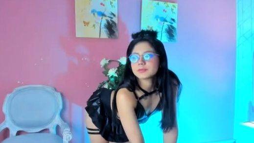 Teen Cute Italian Brunette Solo At - drtuber.com - Italy on poweredporn.com