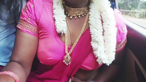 1, , Indian Car Sex, Telugu Dirty Talks, Indian Searee Housewife, రs మగడత దగల - desi-porntube.com - India on poweredporn.com